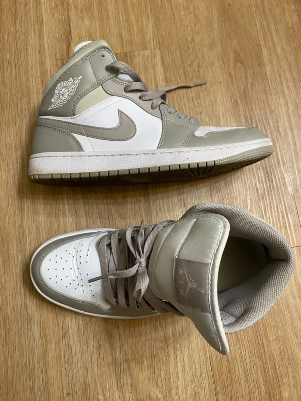 Nike air 1 mid linen college gray